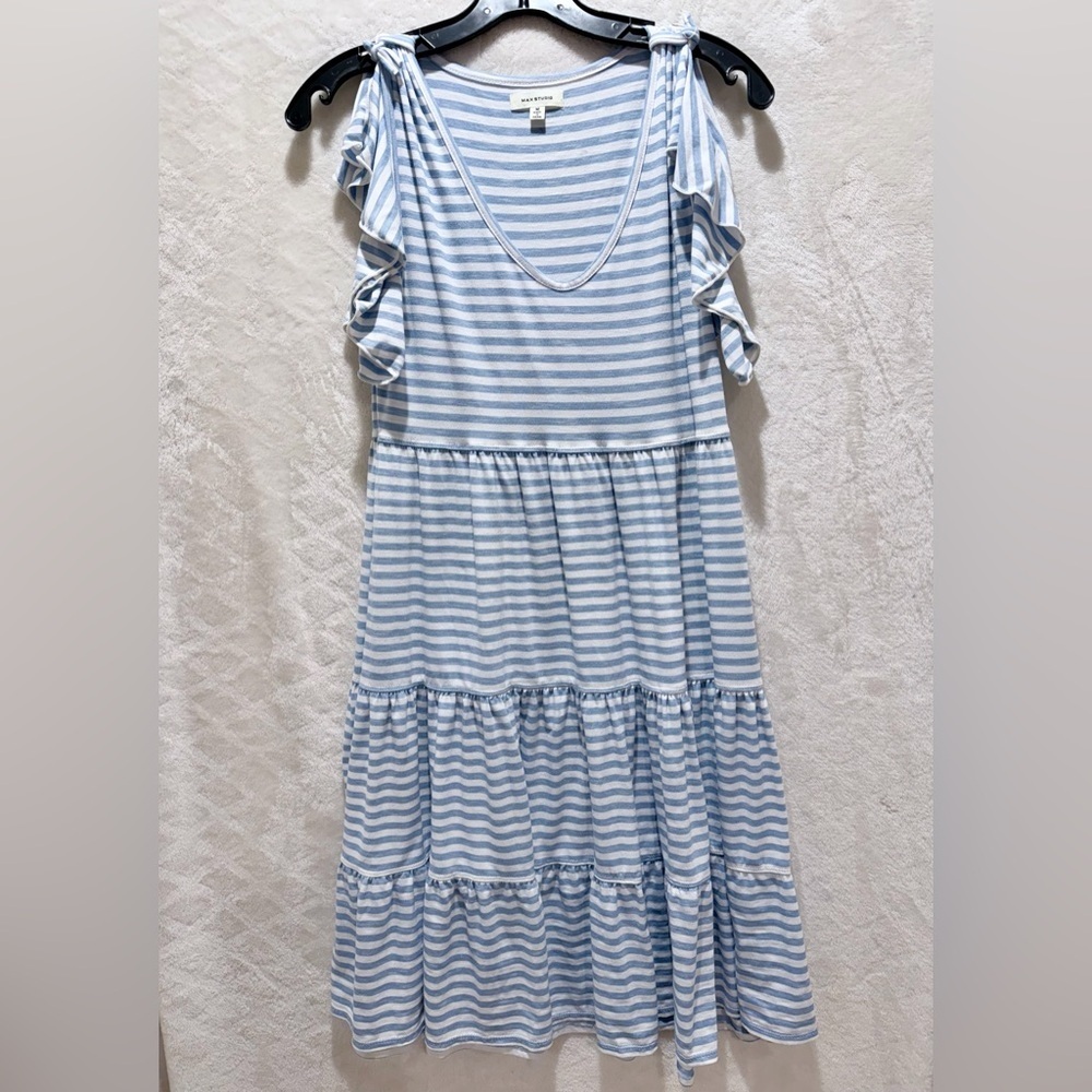 Summer Ready. Max Studio Blue Striped Tiered Midi Dress M Ruffle Sleeve - Picture 3 of 7